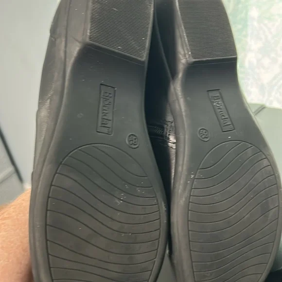 Women’s Black Leather Shoes by Bjorndal size 8.5 - Picture 3 of 4